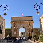 T2 Beaux Arts Parking Prive Gratuit *